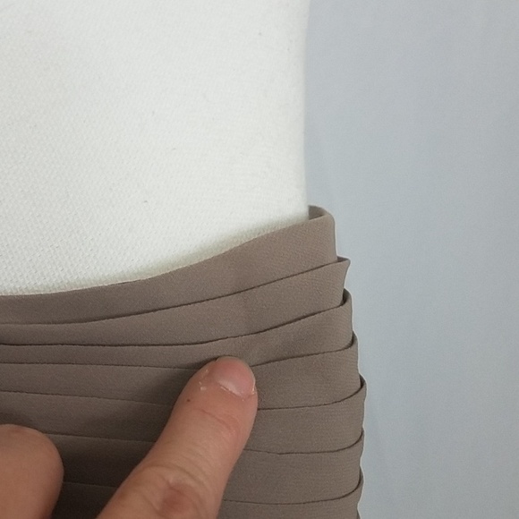 Eliza J Gold One Shoulder Dress Size 12 - Picture 8 of 8